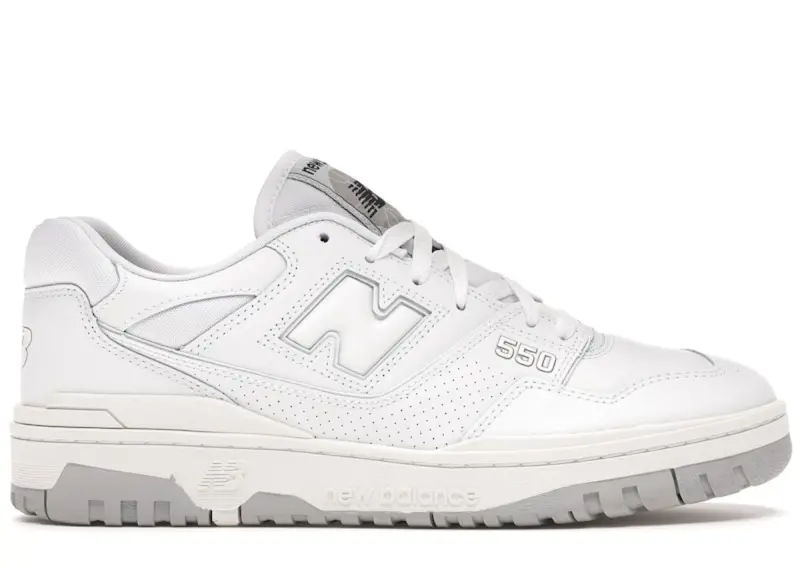 Cleaned up the New Balance 550 'White Green' today. Before/after is unreal